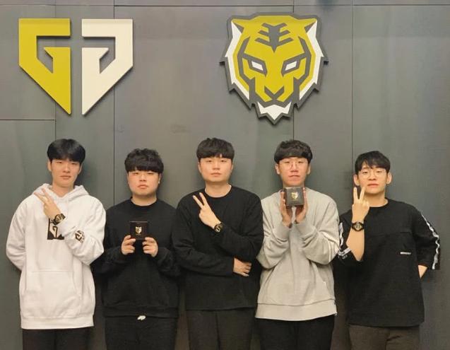 体育冬奥时刻：张家口赛区冬季两项训练周准备就绪