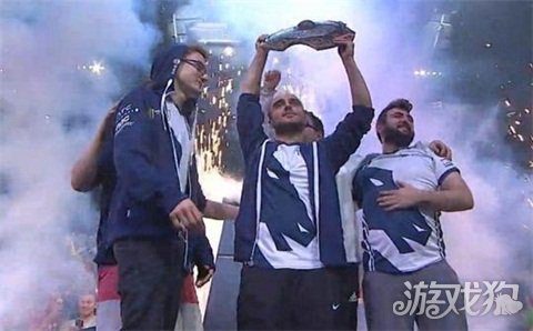 带领我们揭 带领我们揭