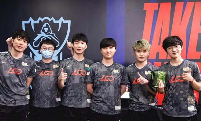 这次联名以 这次联名以